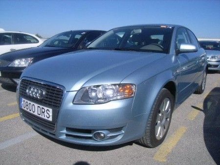 AUDI A4 1.8T 163CV, NACIONAL, LIBRO, UNICO DUEÑO - Malaga