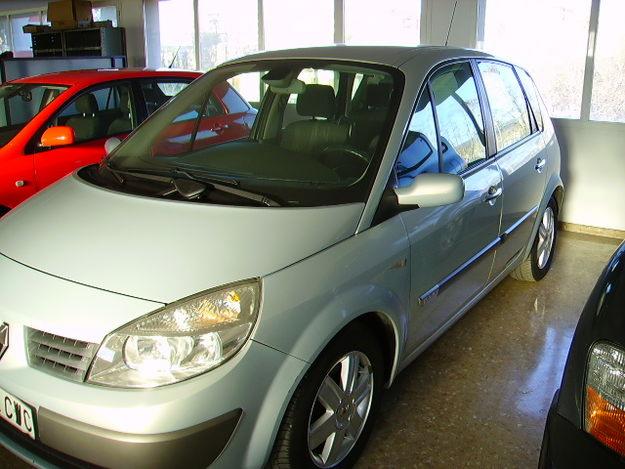 Renault Scenic II 1.9 DCI dINAMIQUE por 168€/mes