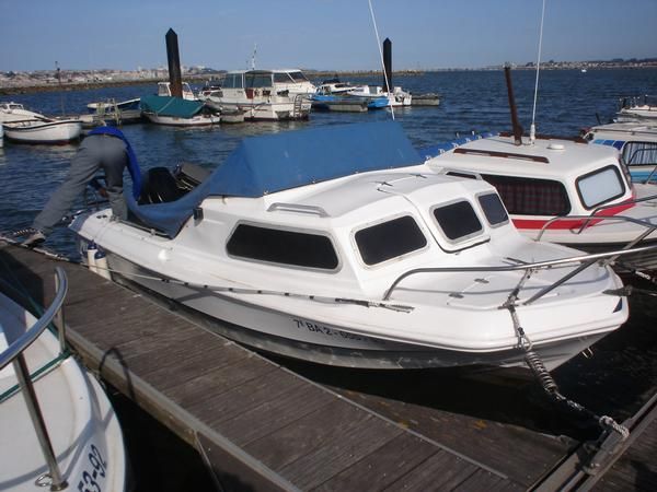 VENDO BARCO 5m con fueraborda 40 CV y 5CV