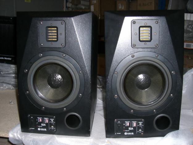 Pareja de monitores de estudio profesionales ADAM S-2A S2A (b-stock)