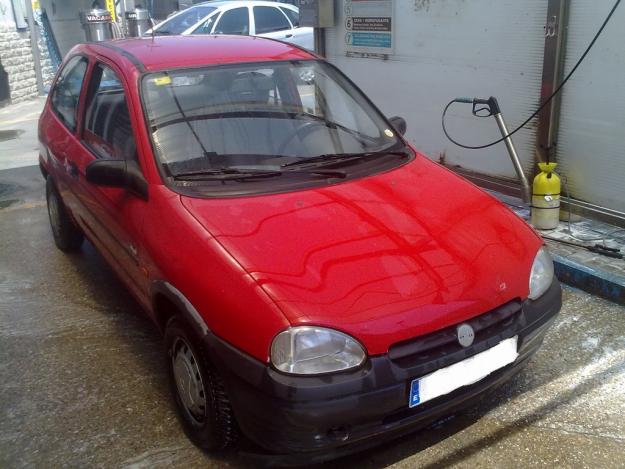 se vende opel corsa motor 1.2 gasolina 3 puertas