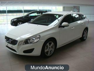 Volvo V60 D5 AWD MOMENTUM