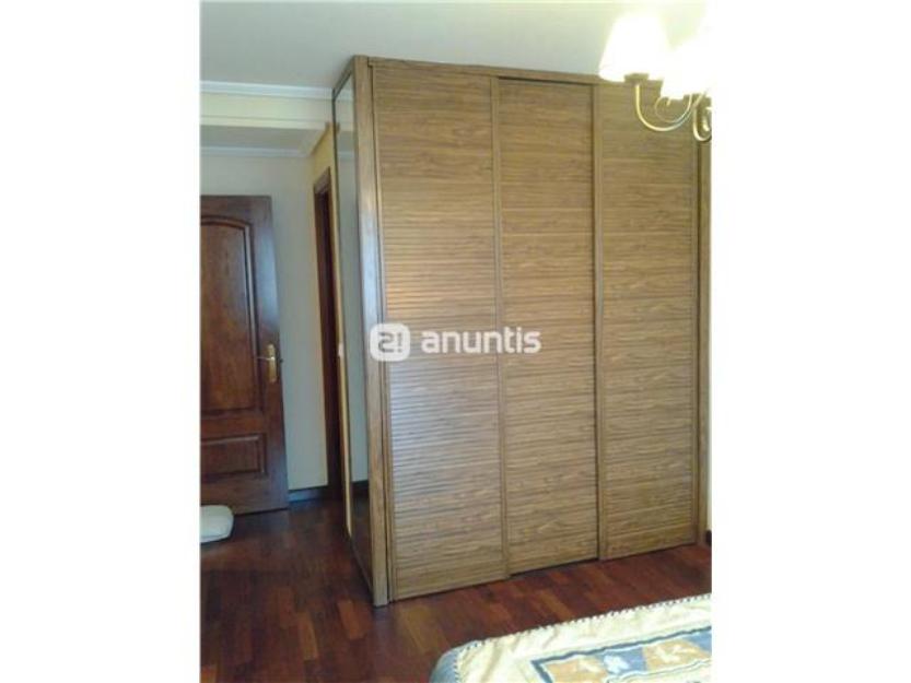 Apartamento en Avenida Pérez Colino, 1