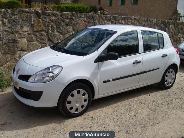 Renault Clio 1.5DCI Pack Authen.