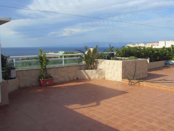 se vende ático espectacular con vistas al mar