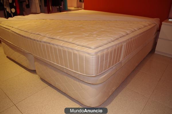 VENDO CAMA DE 200 x 180, CON CANAPÉ Y COLCHÓN VISCOELÁSTICO