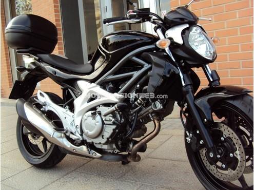 SUZUKI GLADIUS