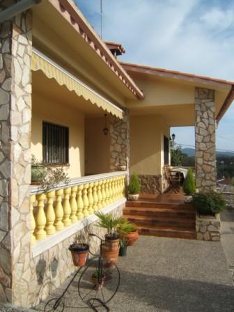 FANTASTICA CASA CON PISCINA EN VENTA EN FOGARS DE LA SELVA