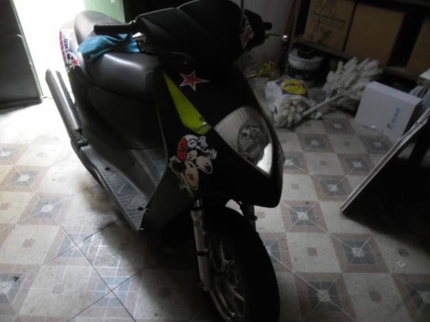 se vende honda dilan 125