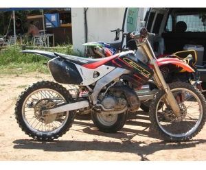 HONDA CR 250 R