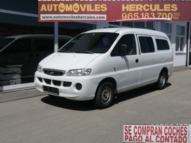 Hyundai H-1 Diesel --6 PLAZAS acepto cambio y compro