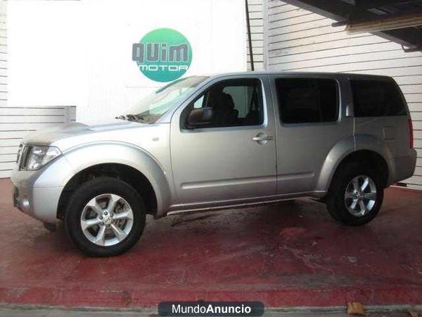 Nissan Pathfinder 2.5dCi XE 7pl.