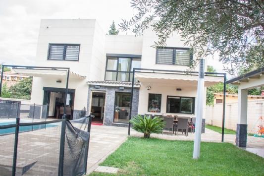 5 Dormitorio Chalet En Venta en Eliana (l'), Valencia