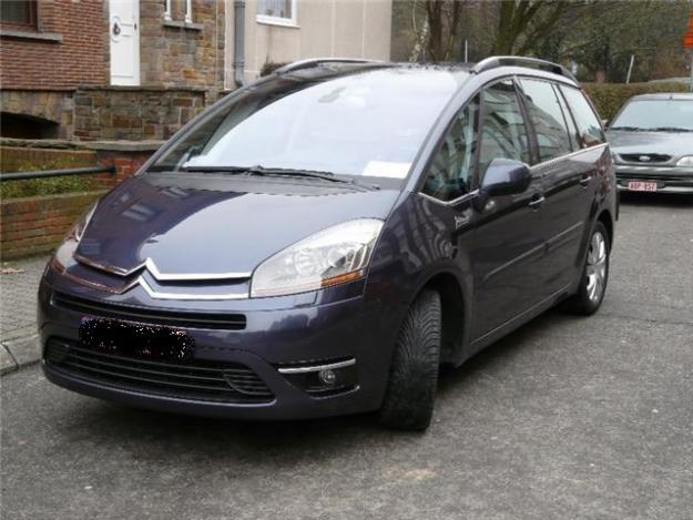 Grand C4 Picasso 2.0i EXCLUSIVE HDI 16v BMP / aut EGMV.