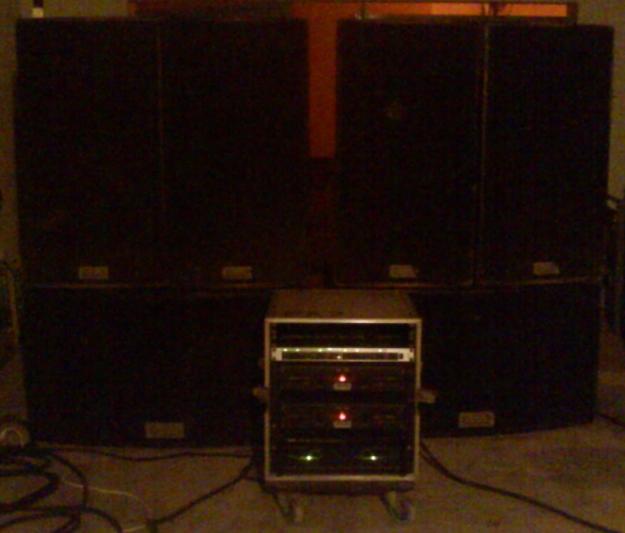 Vendo Altavoces de 6000 watts (8000 watts en pico) para conjunto-orquesta