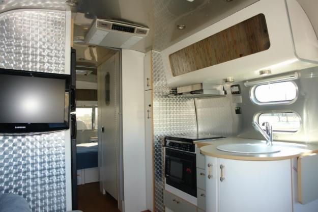 2008 Airstream International 25