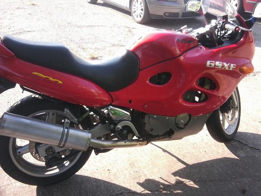 Suzuki gsx 600 f