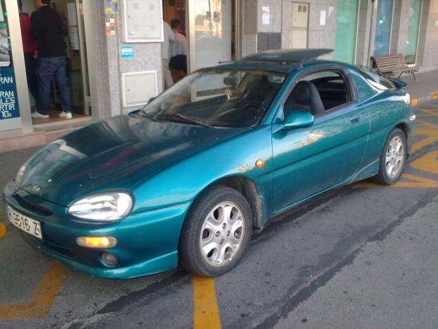 vendo mazda mx3 1,8 v6 136cv