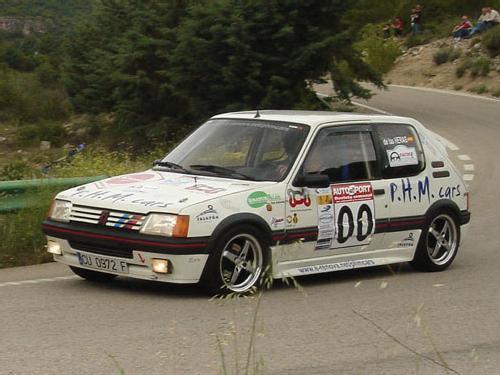 Venta de coche Peugeot 205 GTI 1.9 DE CARRERAS '89 en Cuenca