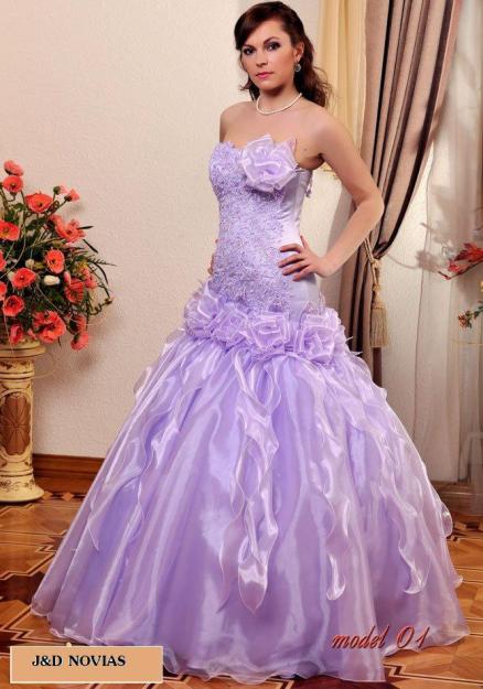 Vestidos de quinceañera de JDNOVIAS desde 150€