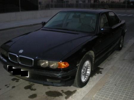 BMW Serie 7 728i piel tel techo en Tarragona