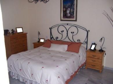 Chalet con 3 dormitorios se vende en Velez-Malaga, Axarquia