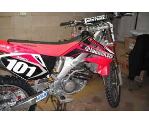 HONDA CRF 250 R