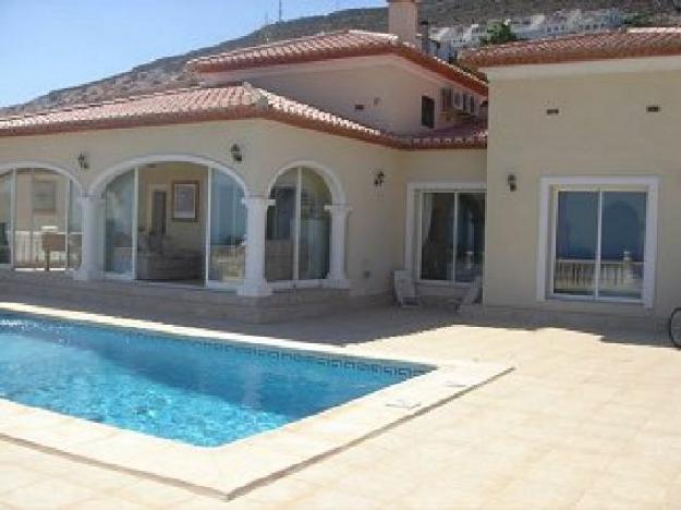 Chalet en venta en Cumbre del Sol, Alicante (Costa Blanca)