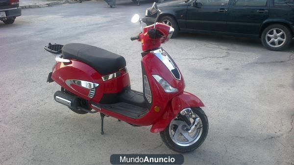 SE VENDE SCOOTER POR FALTA DE USO