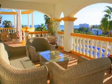 Chalet con 6 dormitorios se vende en Benalmadena Costa, Costa del Sol