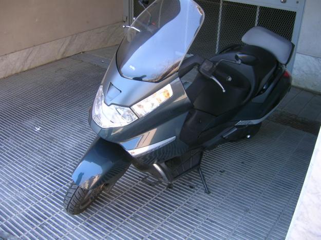 Super ganga VENDO APRILIA ARRECIFE 500cc