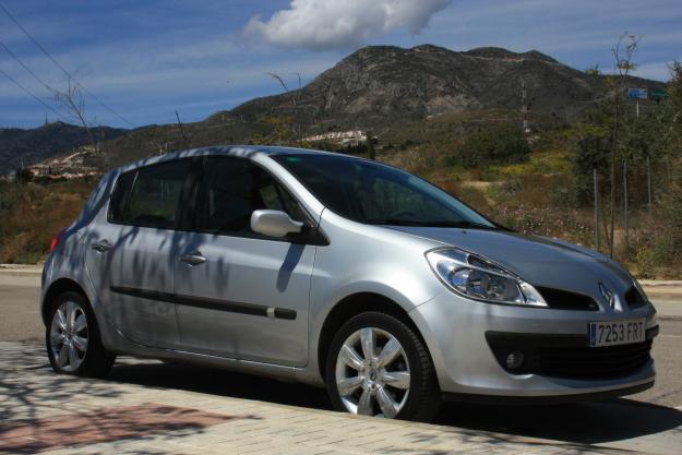 Vendo Renault Clio Luxe Privilige Auto 1.6 (110cv)