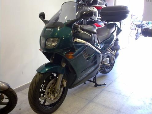 HONDA VFR 750