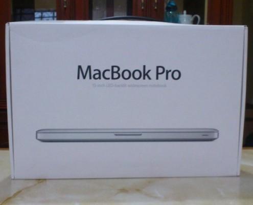 MacBook Pro 13 pulgadas MD102B / A 2.9GHz i7, 8 GB de RAM, 750 GB 1390 Euros