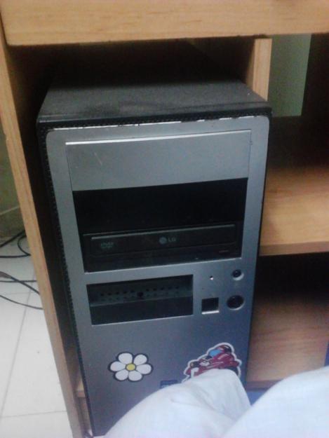 PC Torre, placa madre asus p5ld2 se