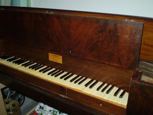 PIANO LARRU 1841