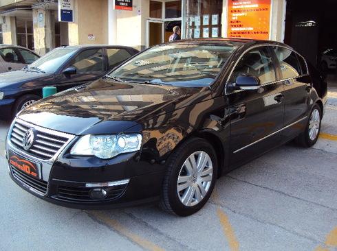 Volkswagen Passat 2.0 TDI-140cv   HIGHLINE.  Tapiceria de piel, asientos deportivos, control velocidad.