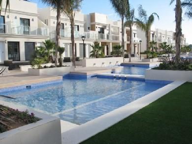 Apartamento con 3 dormitorios se vende en La Zenia, Costa Blanca