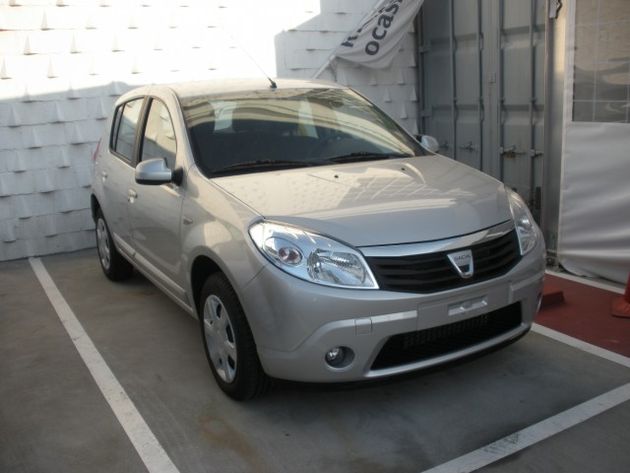 DACIA Sandero 1.2 Laureate