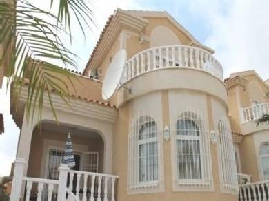 Chalet con 3 dormitorios se vende en San Miguel de Salinas, Vega Baja Torrevieja