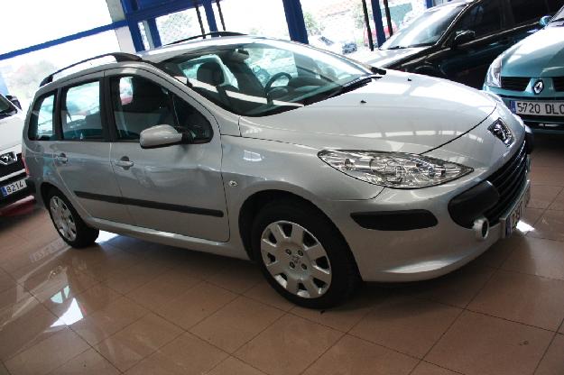 PEUGEOT 307 Break X-Line 1.6 HDI 110, 6.200€