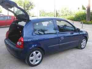 Renault clio 2 (todos los extras ) exelente estado 1.4 gasolina bajo consumo....