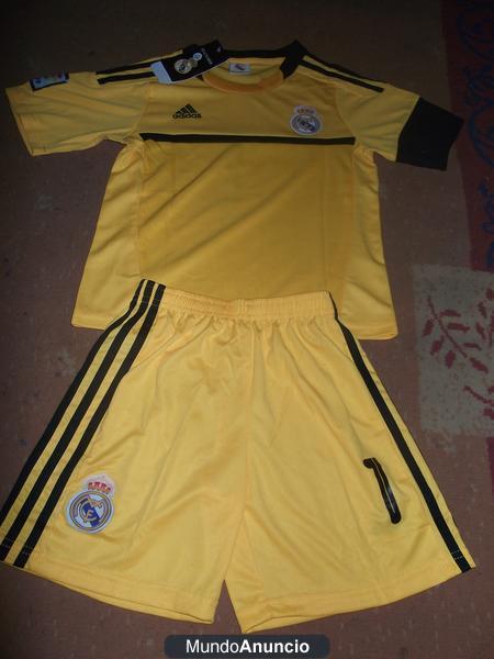 CAMISETA Y PANTALON NIÑOS REAL MADRID AMARILLO PORTERO