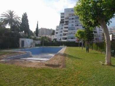 Apartamento con 2 dormitorios se vende en Benalmadena Costa, Costa del Sol