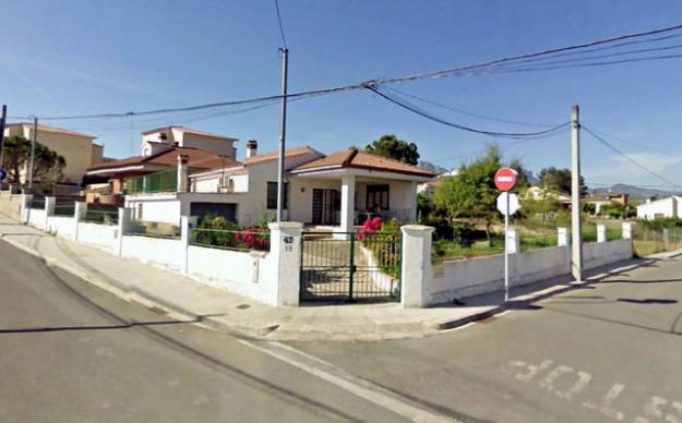 Casa con Terreno en Castellgalí