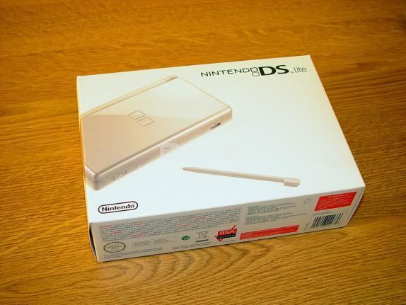 Nintendo DS Lite plata. Sevilla