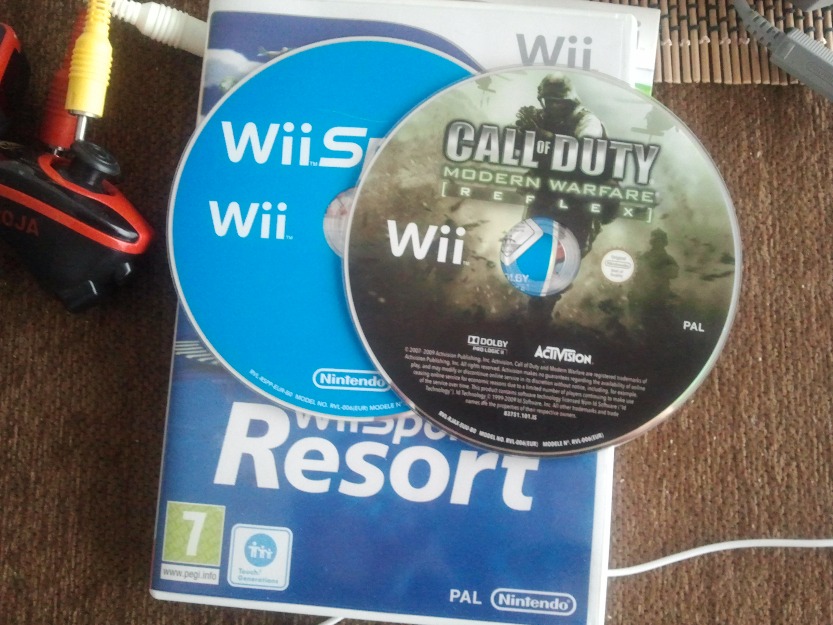 WII + 2 mandos + 3juegos