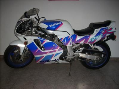 Suzuki gsxr-750