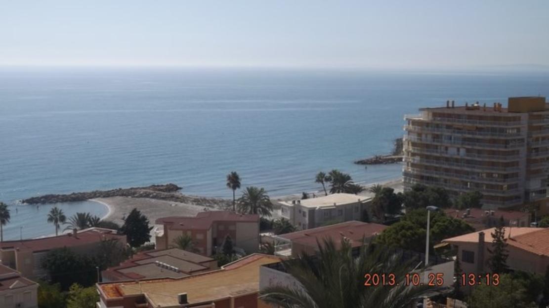 Se vende apartamento con fantásticas vistas al mar-residencial privado-piscina-parking