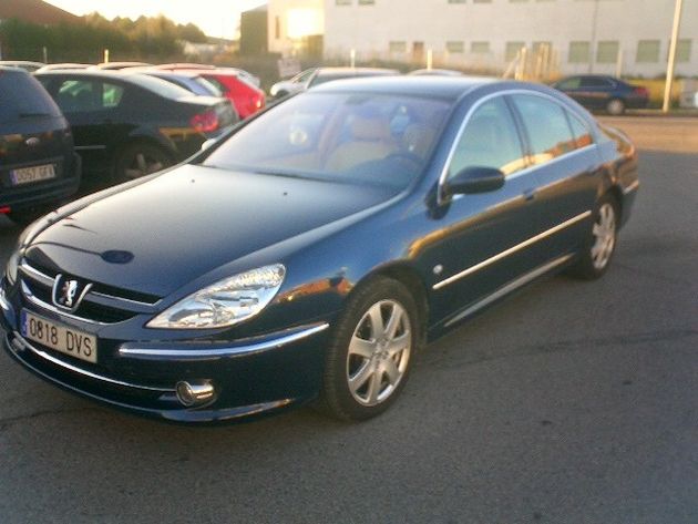 PEUGEOT 607 2.7HDI Pack Marfil Aut.